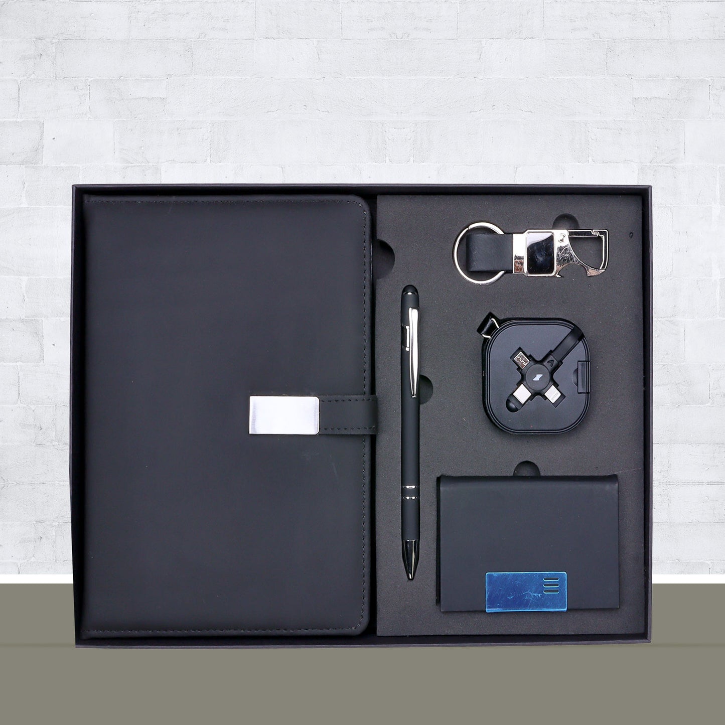 FORU Worthy 5-in-1 Customizable Corporate Gift Set